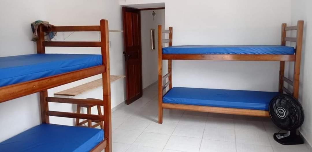 Hipp'S Hostel Albergue *